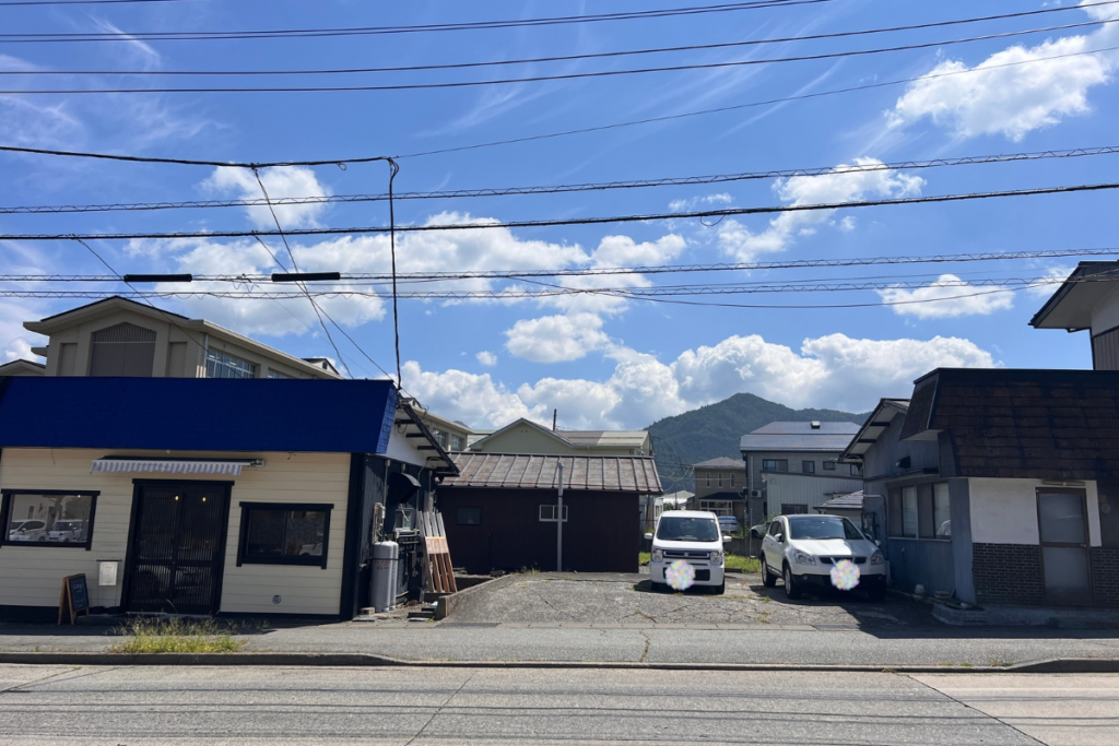 富士吉田　マツエク　駐車場